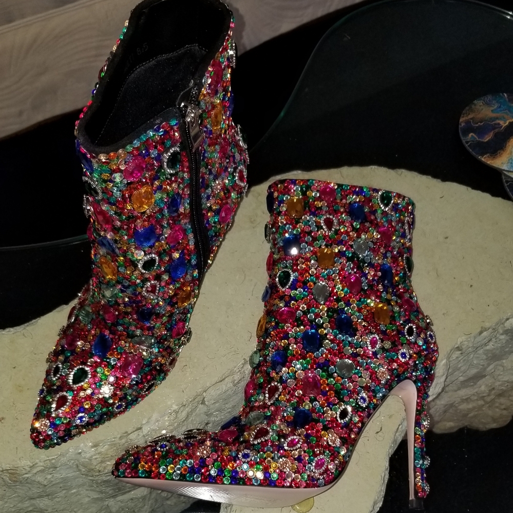 AKIRA Cocktail Booties - Picture 7 of 8